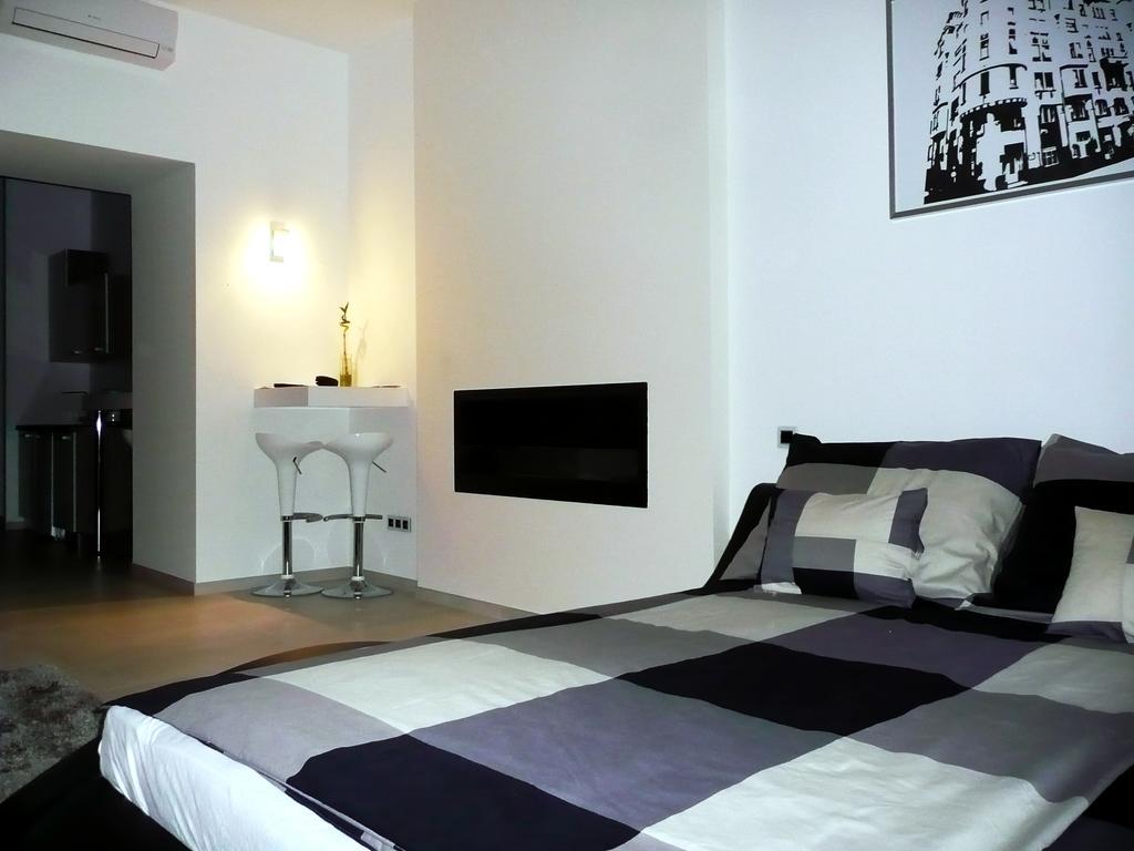 In The City Budapest Apartments Стая снимка