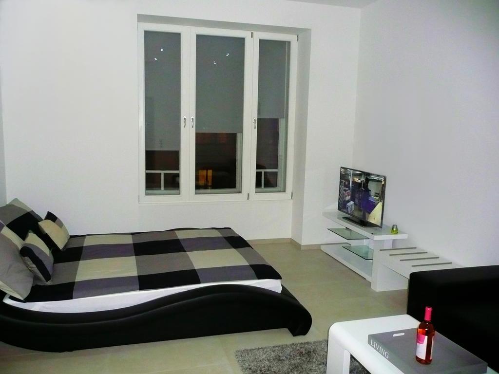 In The City Budapest Apartments Стая снимка